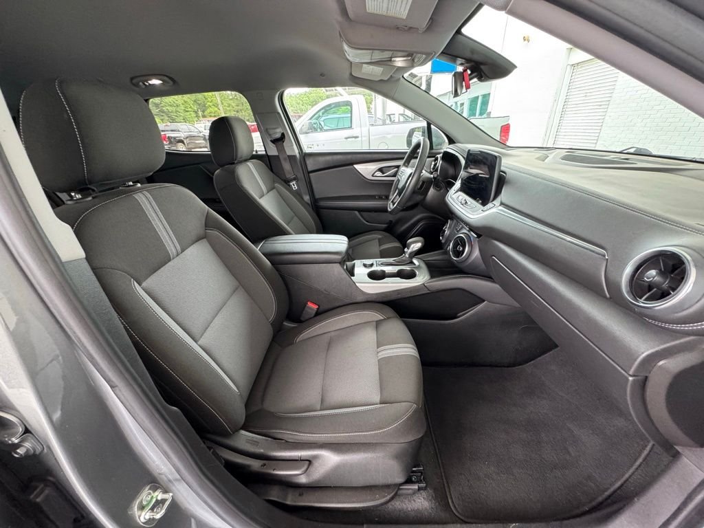 Used 2023 Gray Chevrolet LT image 16
