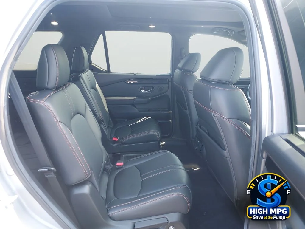 Certified Used 2025 Silver Honda TrailSport image 24