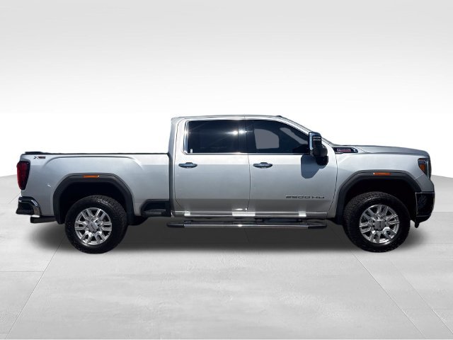 Used 2022 Silver GMC SLT image 6