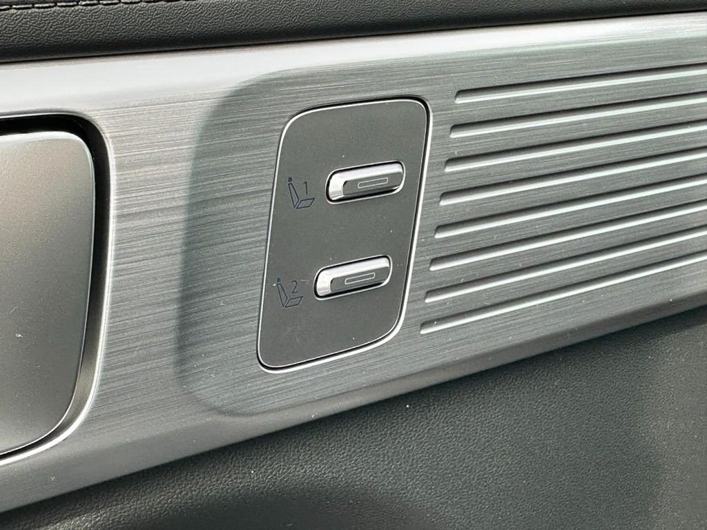 New 2026 Silver Hyundai Limited AWD image 27