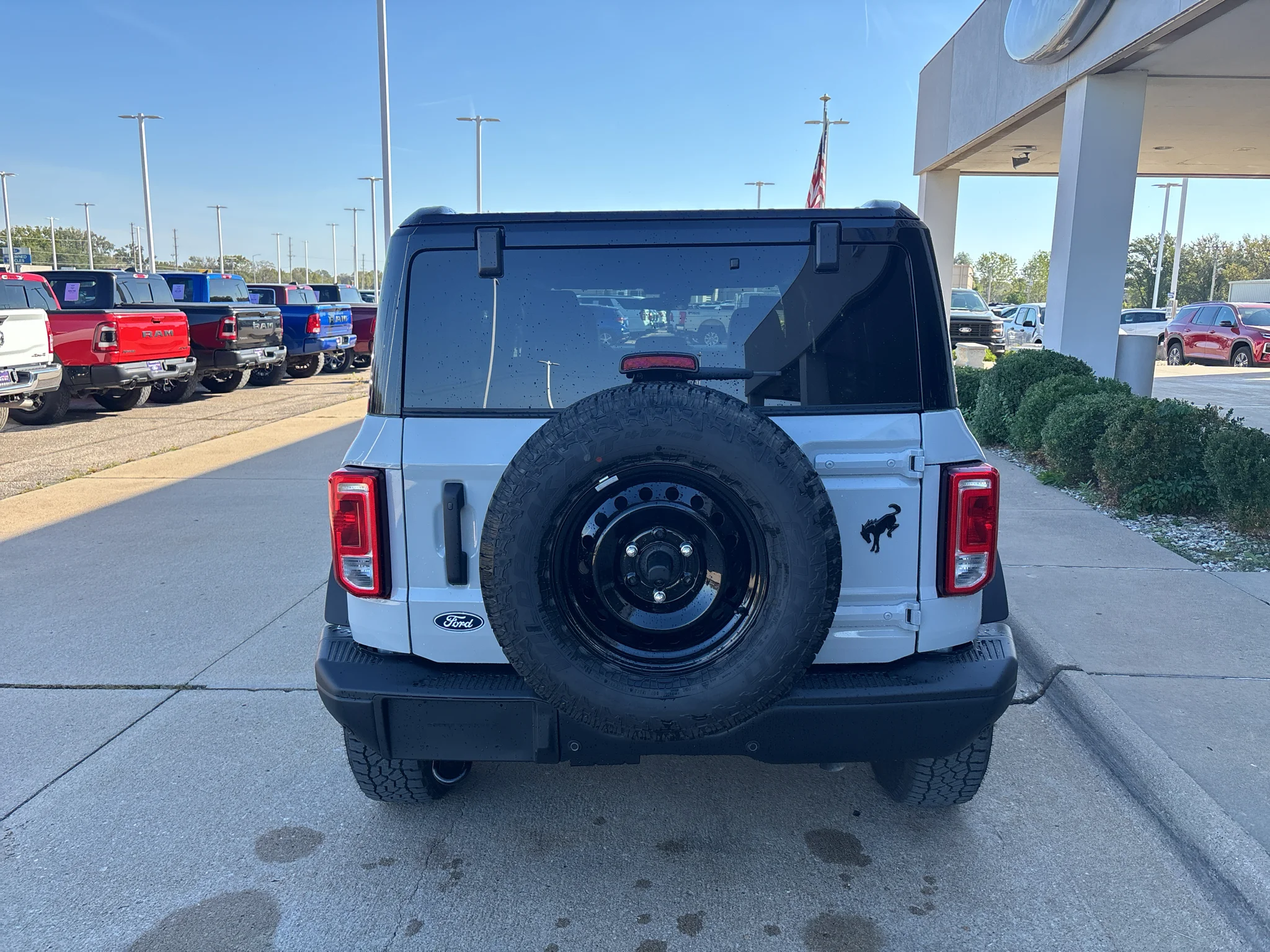 New 2026 Avalanche Gray Ford Big Bend image 8
