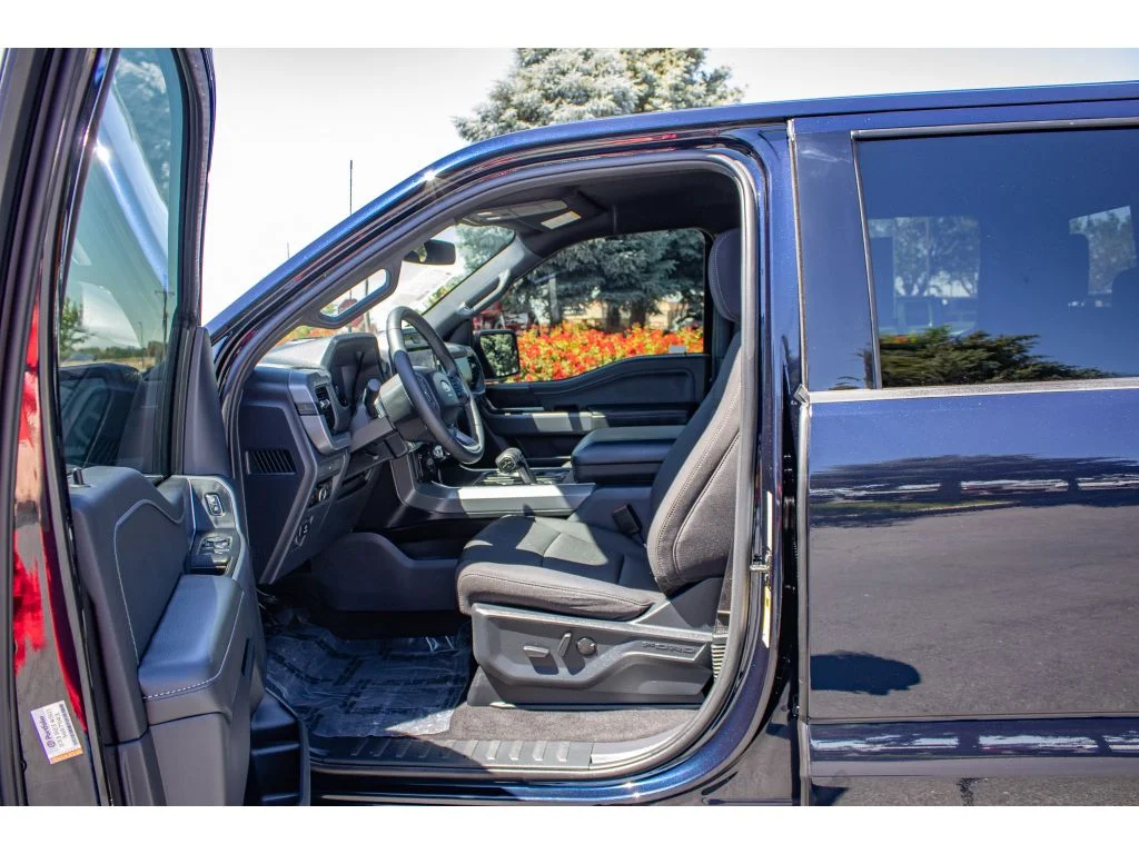 Used 2026 Antimatter Blue Metallic Ford XLT image 31