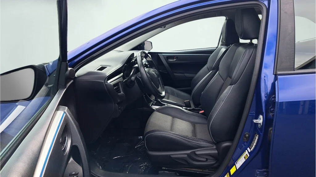 Used 2016 Blue Toyota S image 5