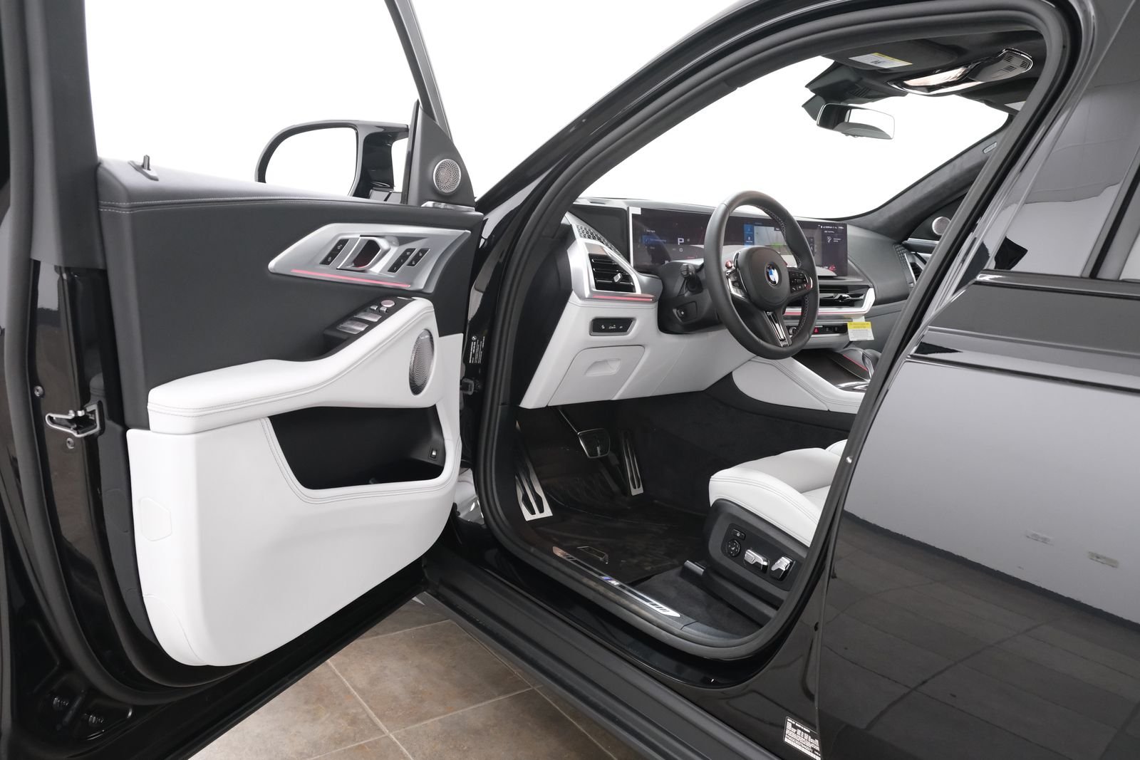 New 2026 Black Sapphire Metallic BMW Label image 38