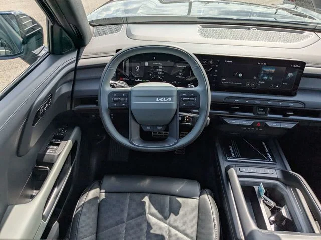 New 2027 Ebony Black Kia X-LINE SX image 17