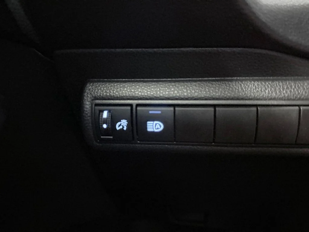 Used 2021 Gray Toyota LE image 21