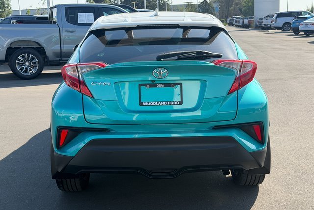 Used 2018 Teal Green Toyota XLE image 6