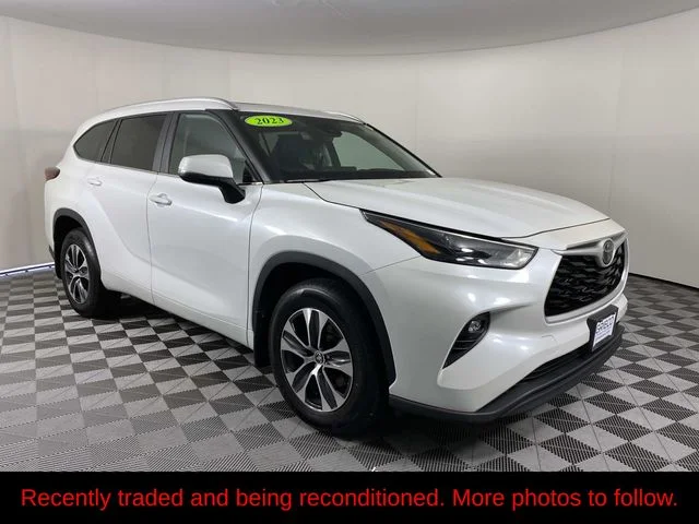2023 Toyota Highlander XLE