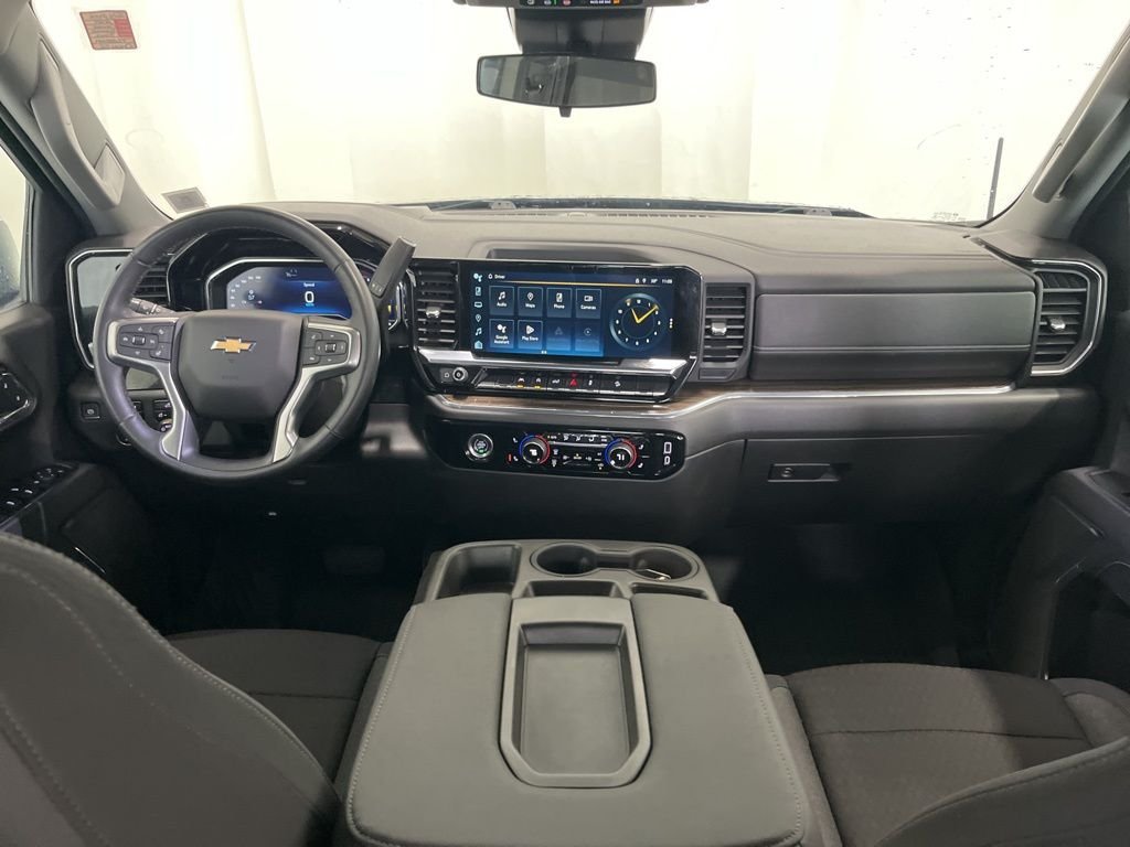 2023 Chevrolet Silverado 1500 LT - Photo 9