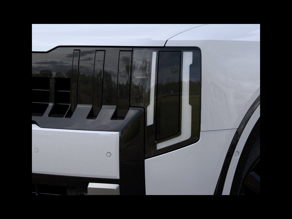 New 2027 Glacial White Pearl Kia SX image 23