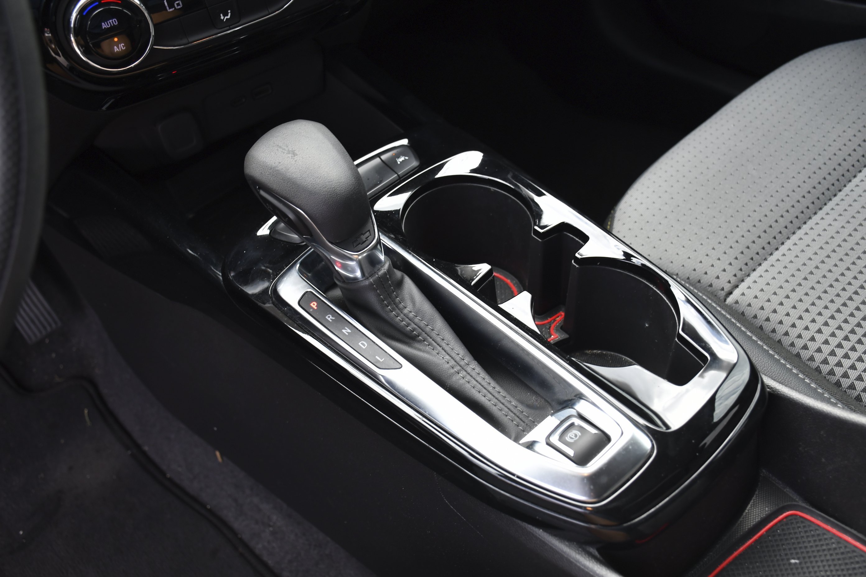 Used 2024 Mosaic Black Metallic Chevrolet LT image 12