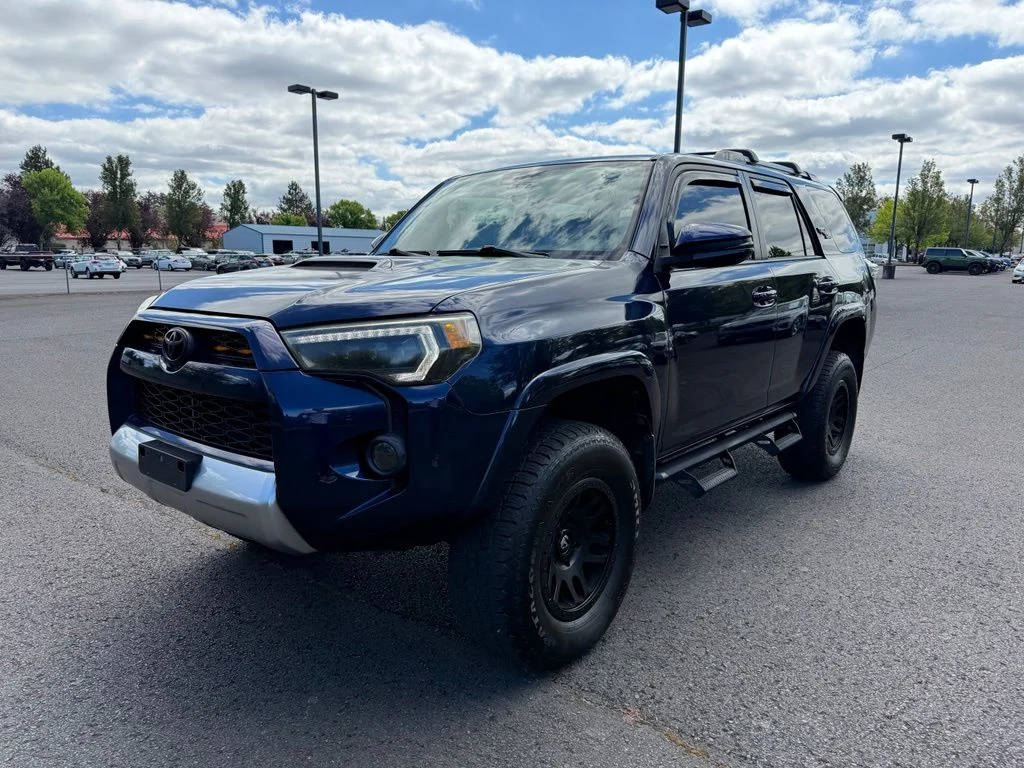 Used 2017 Nautical Blue Metallic Toyota TRD Off-Road Premium image 3