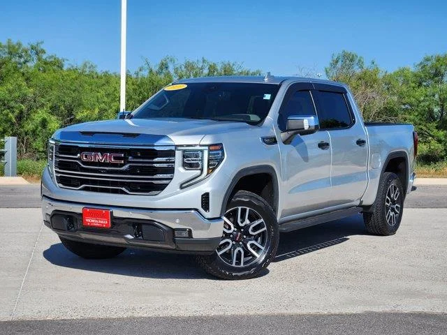 2022 GMC Sierra 1500 SLT 4x4 Crew Cab 5.75 ft. box 147.4 in. WB