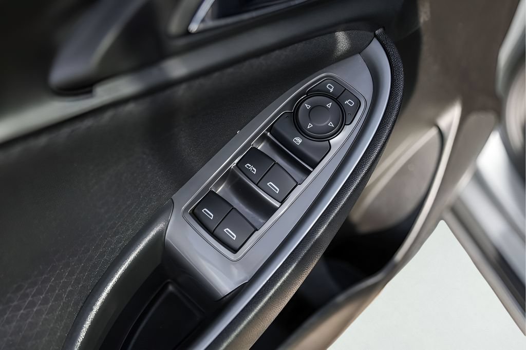 Used 2025 Sterling Gray Metallic Chevrolet 1LT image 24