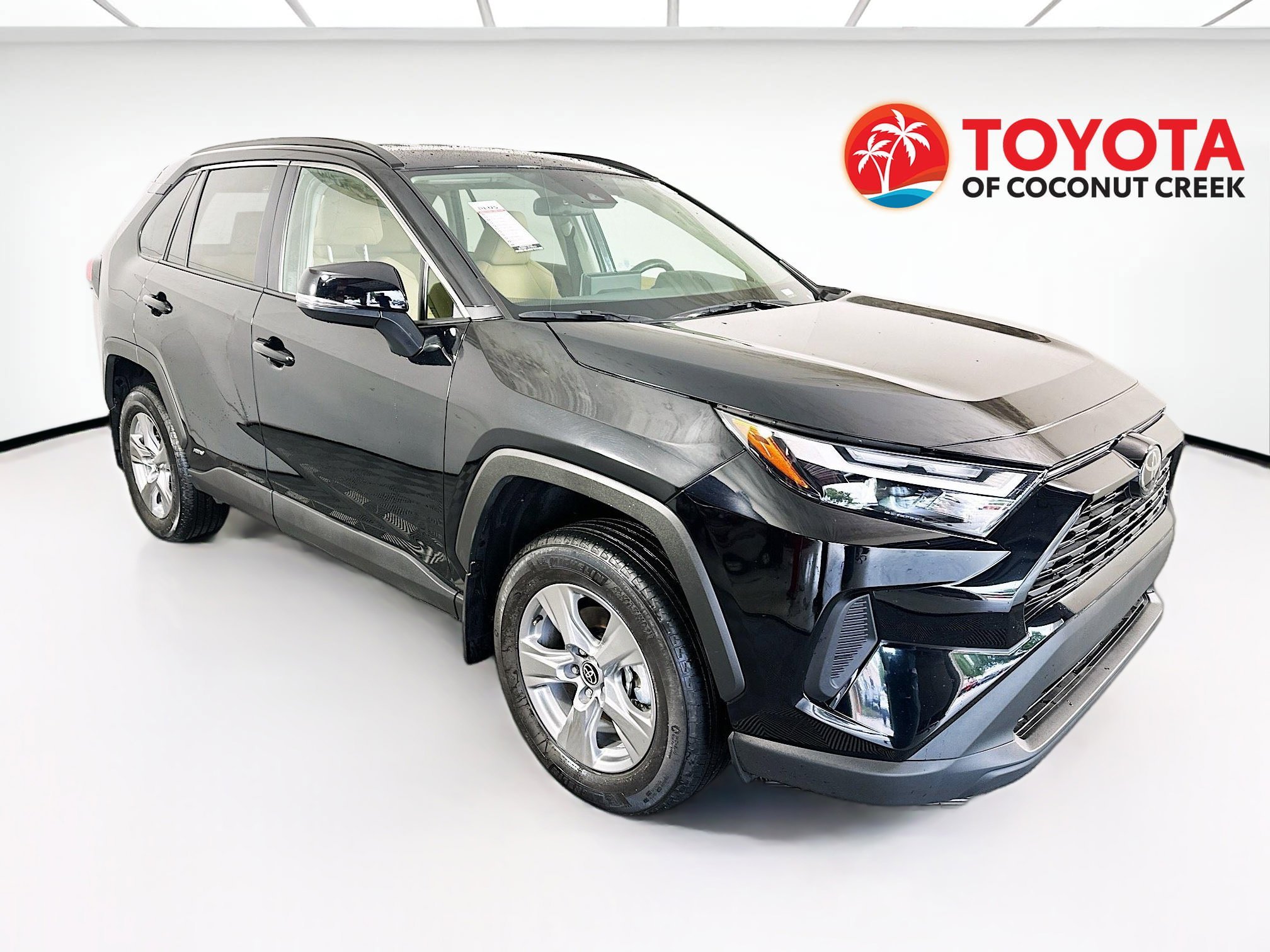 2025 Toyota RAV4 Hybrid LE AWD's photo