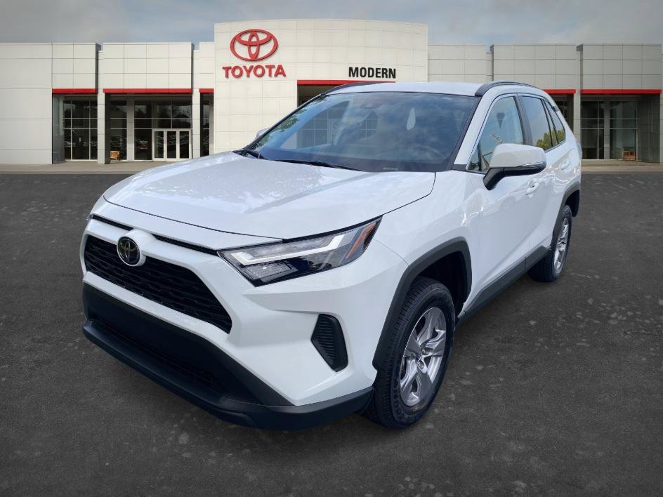 Used 2025 Ice Toyota XLE image 1