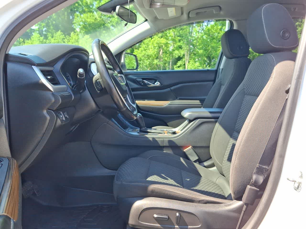 Certified Used 2018 Summit White GMC SLE image 17