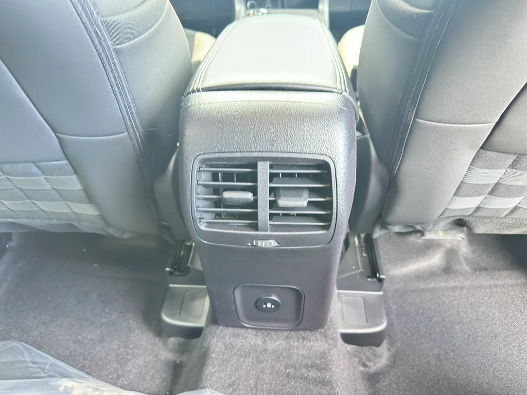 New 2025 Shadow Black Ford Big Bend® image 29