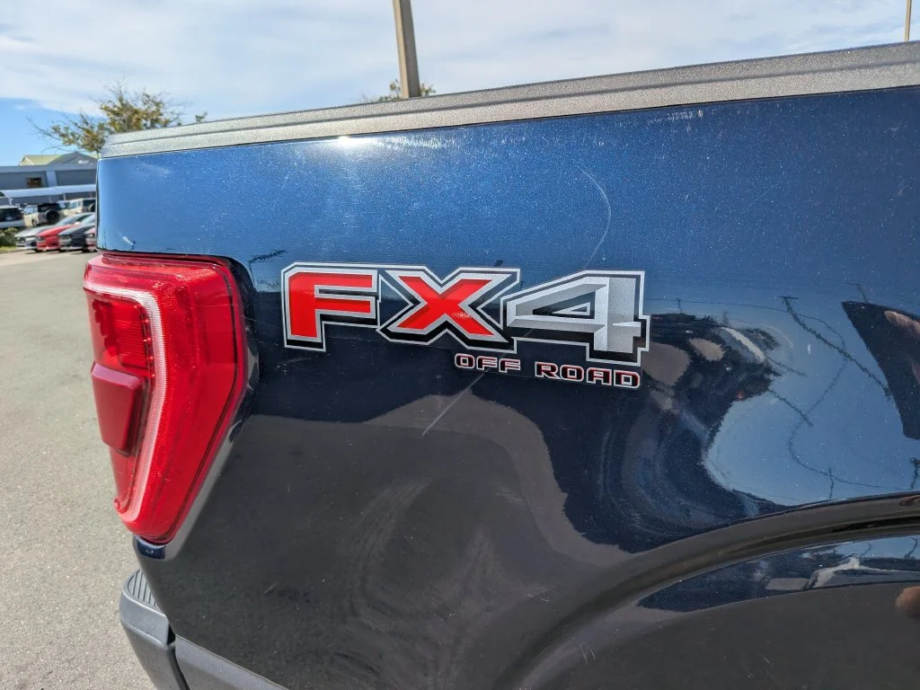 Used 2023 Antimatter Blue Metallic Ford XLT image 13