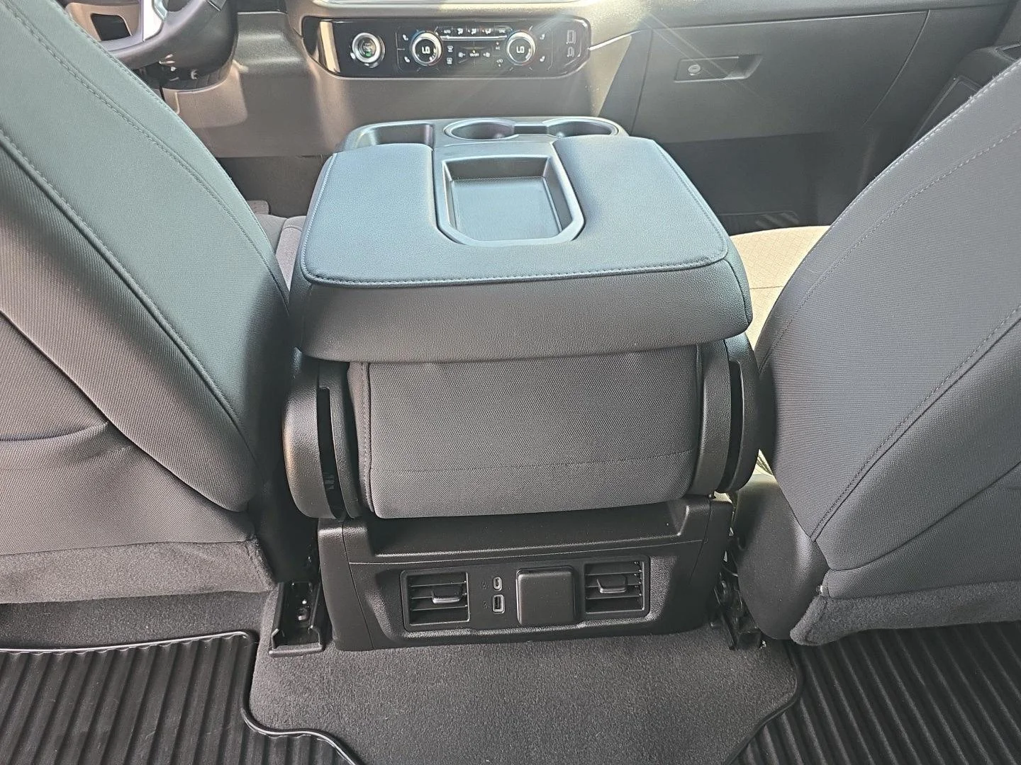 Used 2024 Slate Gray Metallic Chevrolet LT image 26