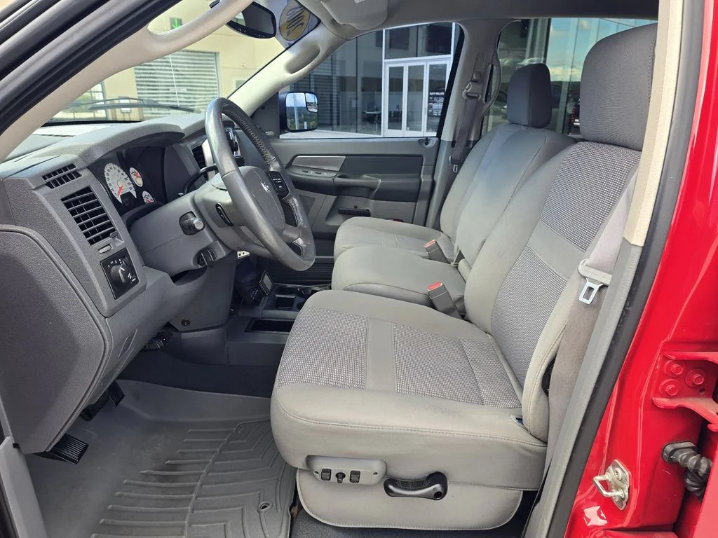 Used 2008 Flame Red Clearcoat Dodge SXT image 14