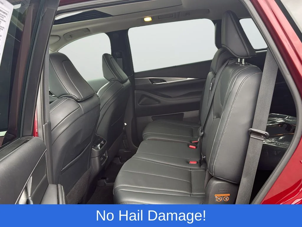Certified Used 2023 Red INFINITI LUXE image 17