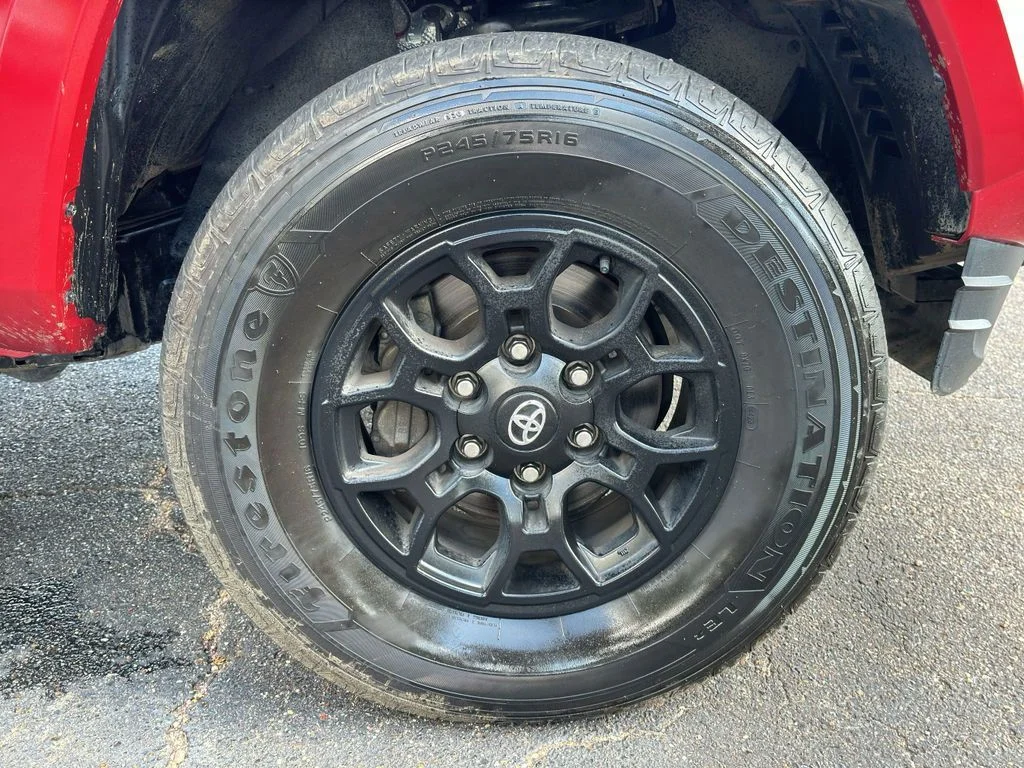 Used 2022 Red Toyota SR5 image 4