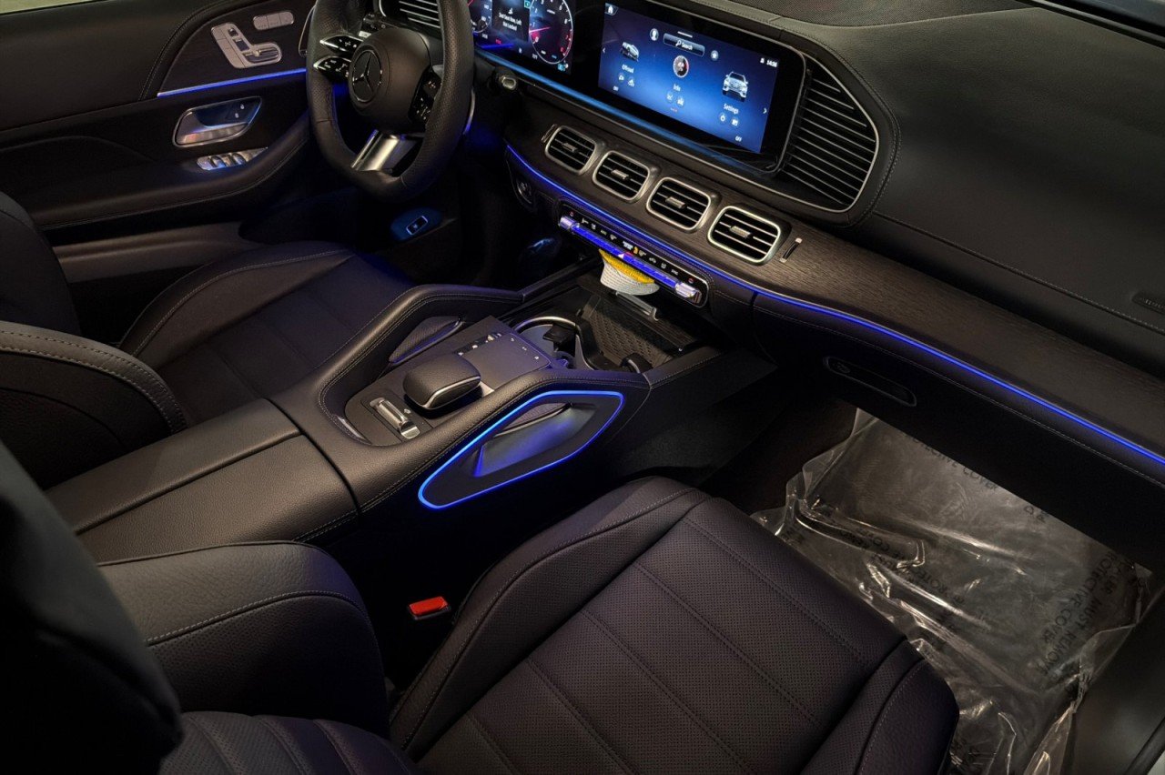 New 2026 MANUFAKTUR Alpine Grey Mercedes-Benz GLS 580 4MATIC® SUV image 16
