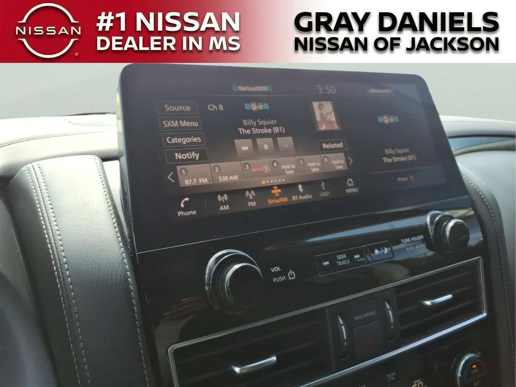 Used 2023 Gray Nissan Platinum image 17