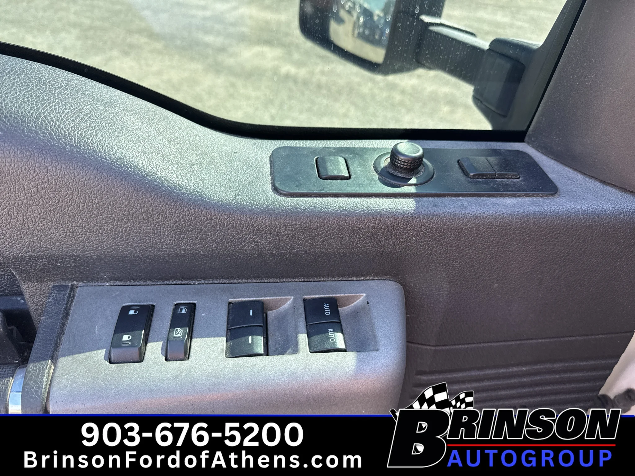 Used 2014 White Platinum Tri-Coat Metallic Ford Lariat image 12