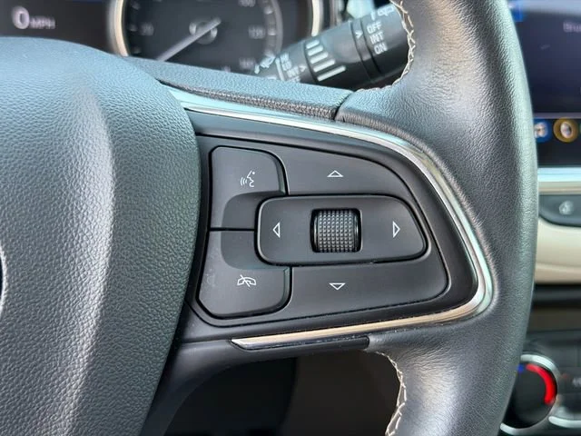 Used 2023 Summit White Buick Preferred image 25