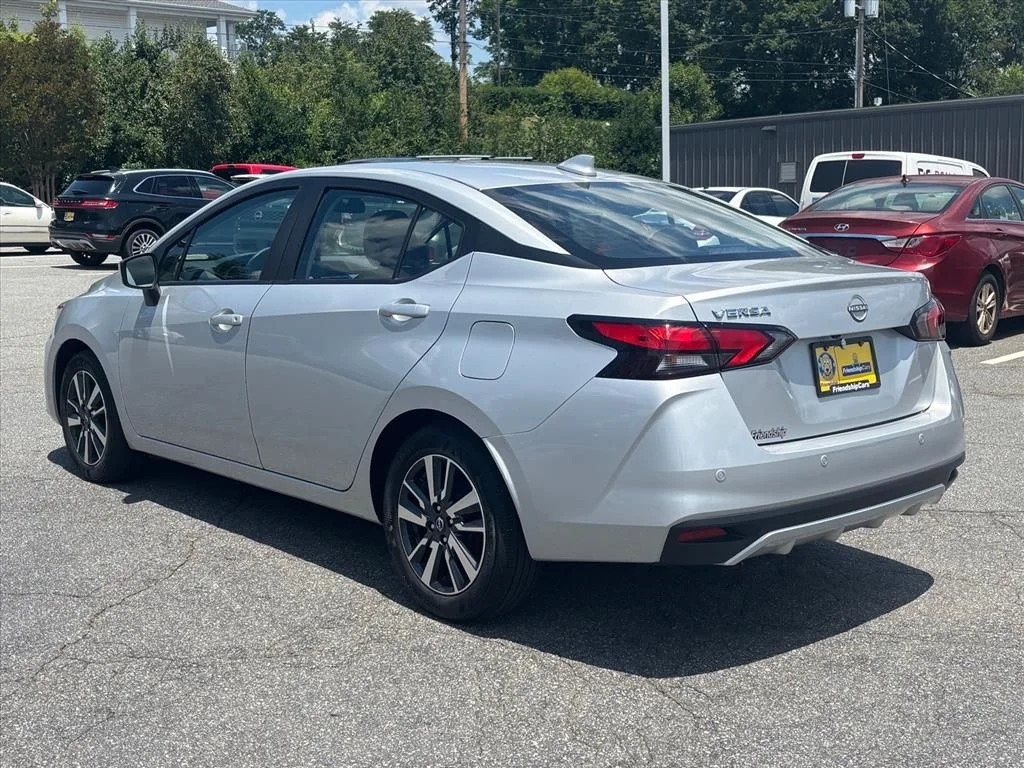 Used 2025 Silver Nissan 1.6 SV image 24