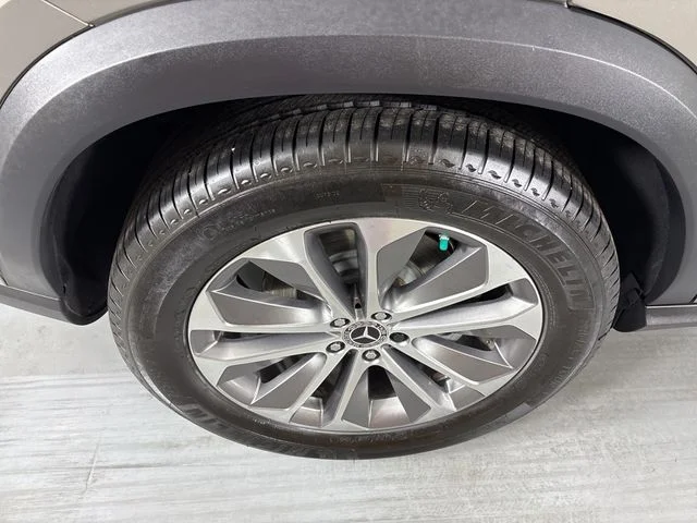 Used 2020 Silver Mercedes-Benz GLE 450 image 11