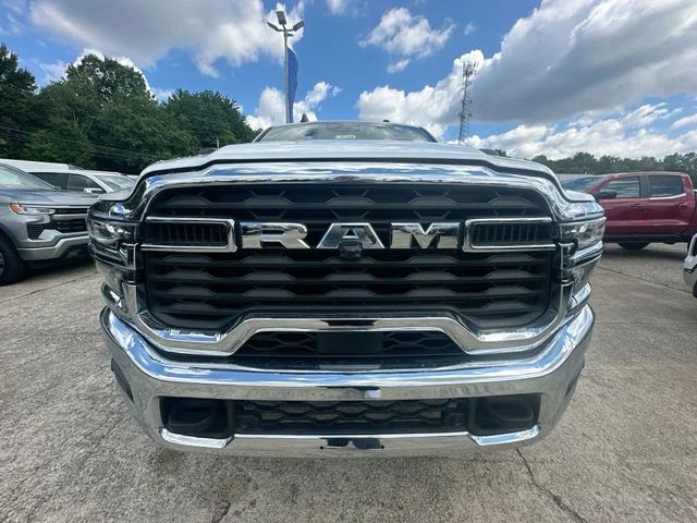 Used 2025 White Ram Big Horn image 33