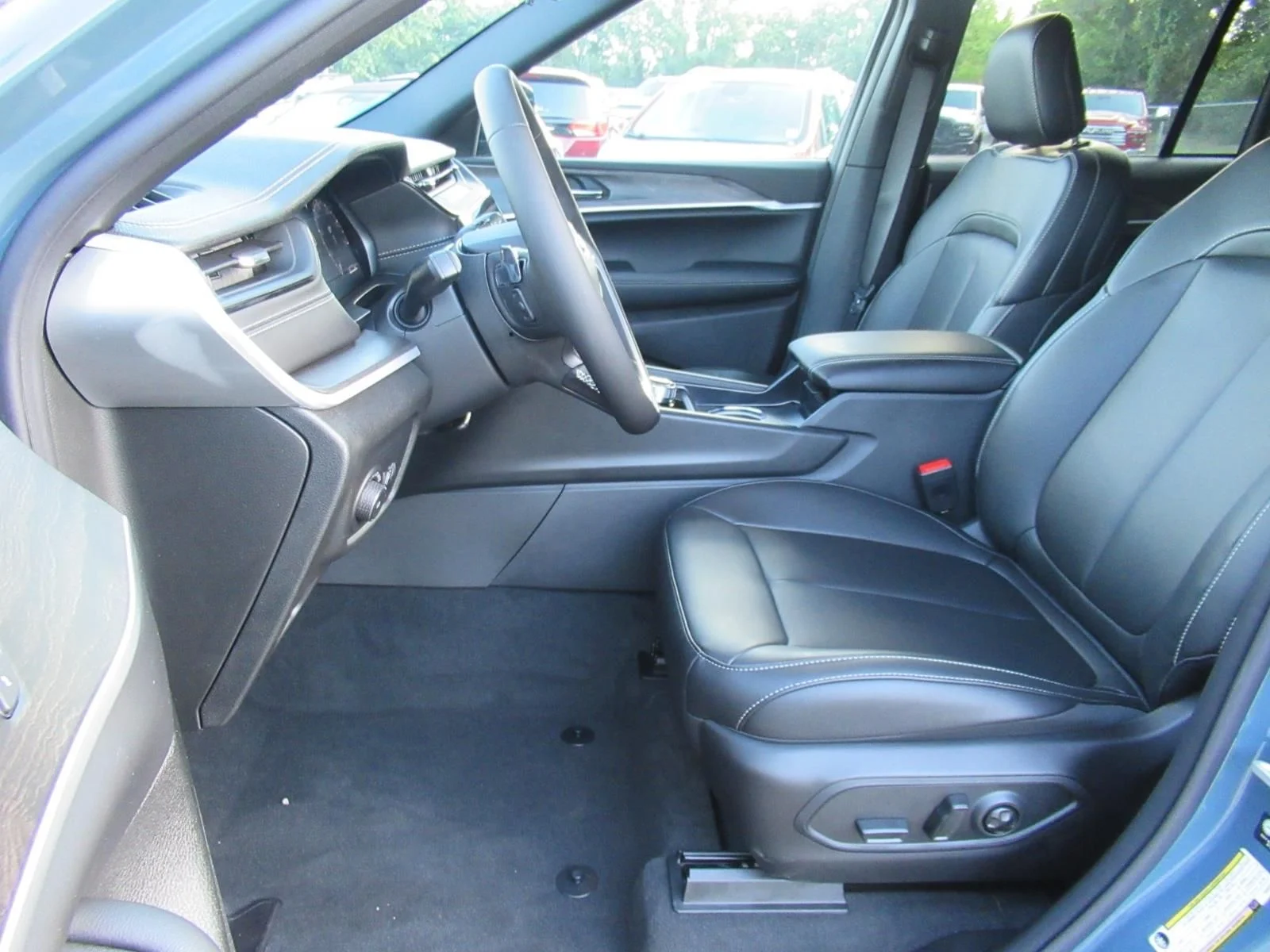 New 2026 Steel Blue Exterior Paint Jeep Limited image 19