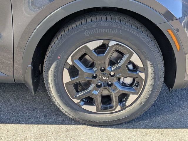 2025 Kia Sorento S - Photo 11