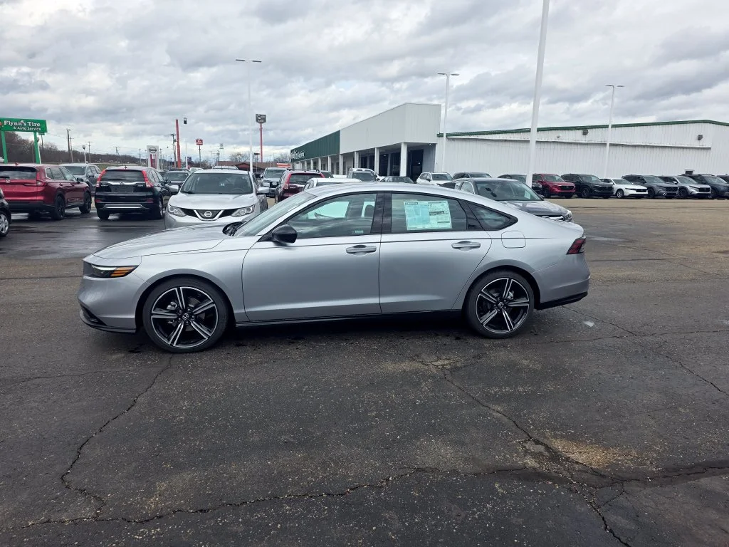 2026 Honda Accord SE - Photo 6