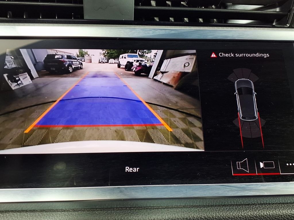 Used 2025  Audi Premium image 14
