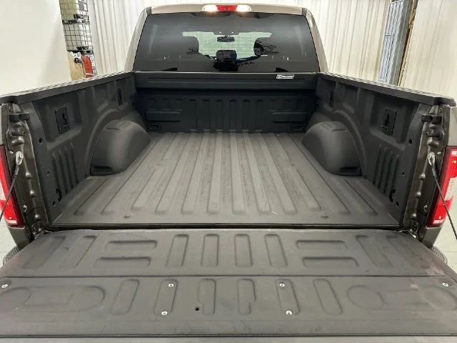 Used 2020 Gray Ford XLT image 23
