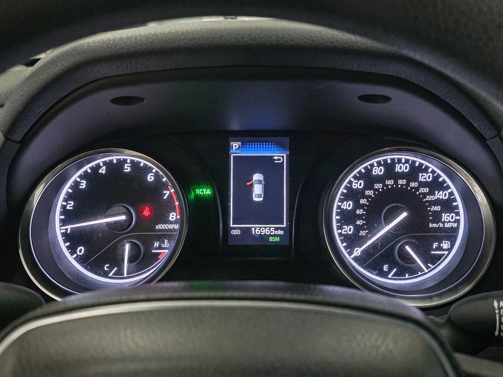 Used 2018 Gray Toyota LE image 37