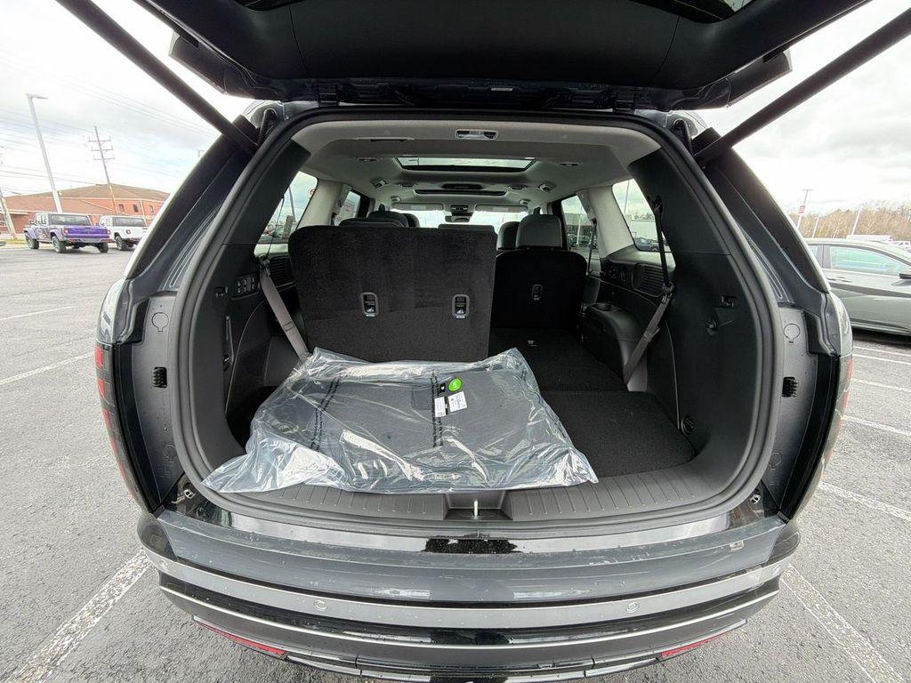New 2026 Gray Hyundai Limited image 32