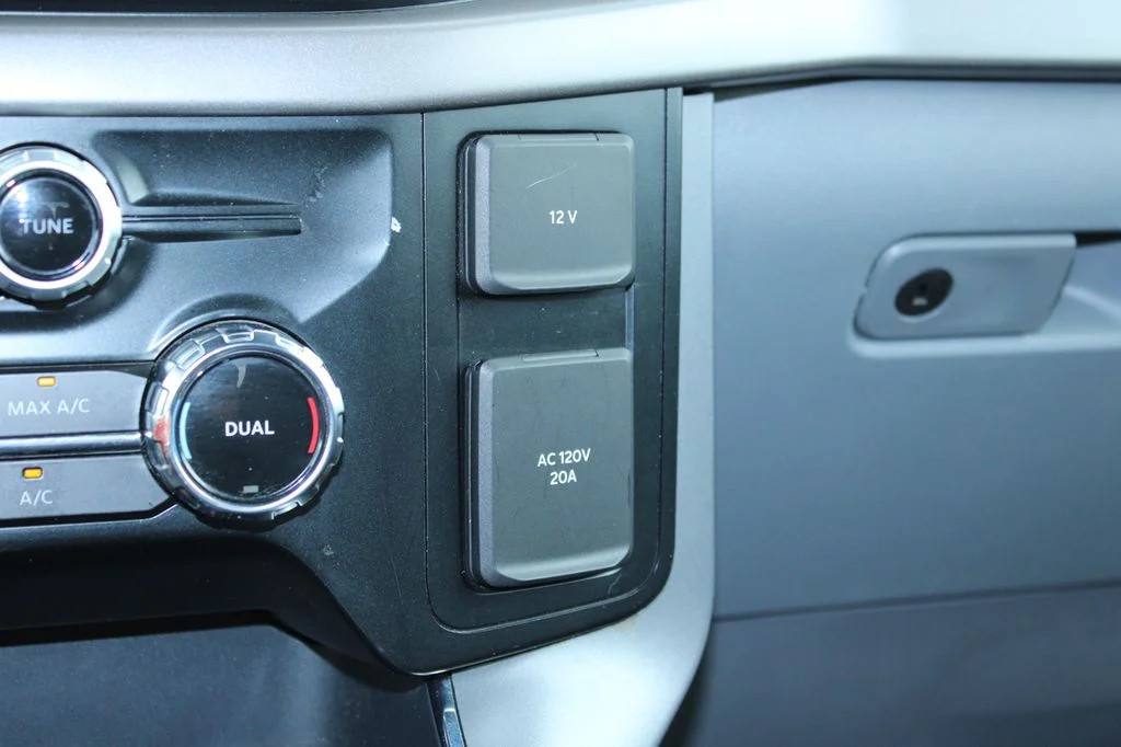 Used 2024 Black Metallic Ford XLT image 25