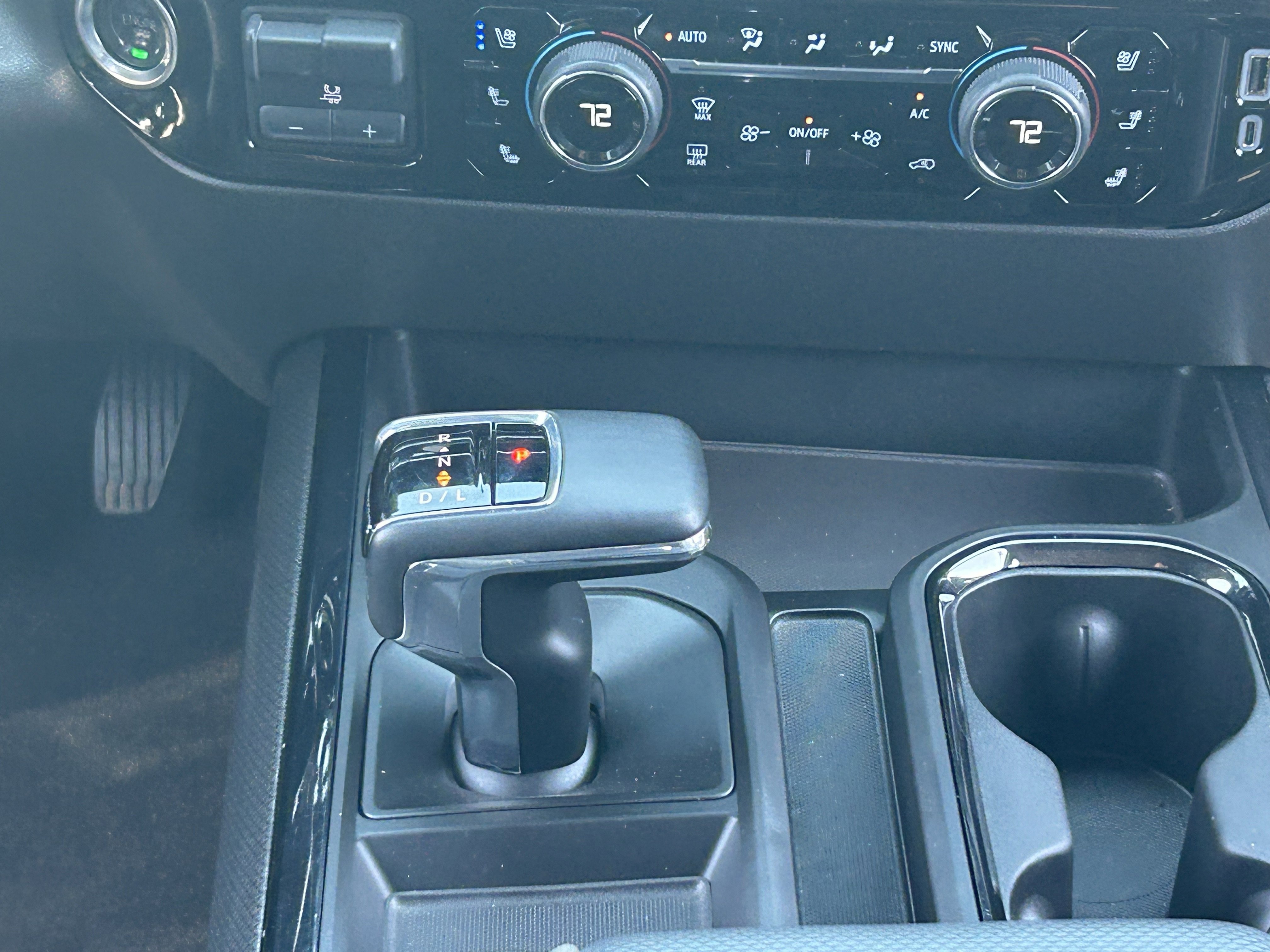 2025 Chevrolet Silverado 1500 ZR2 - Photo 21