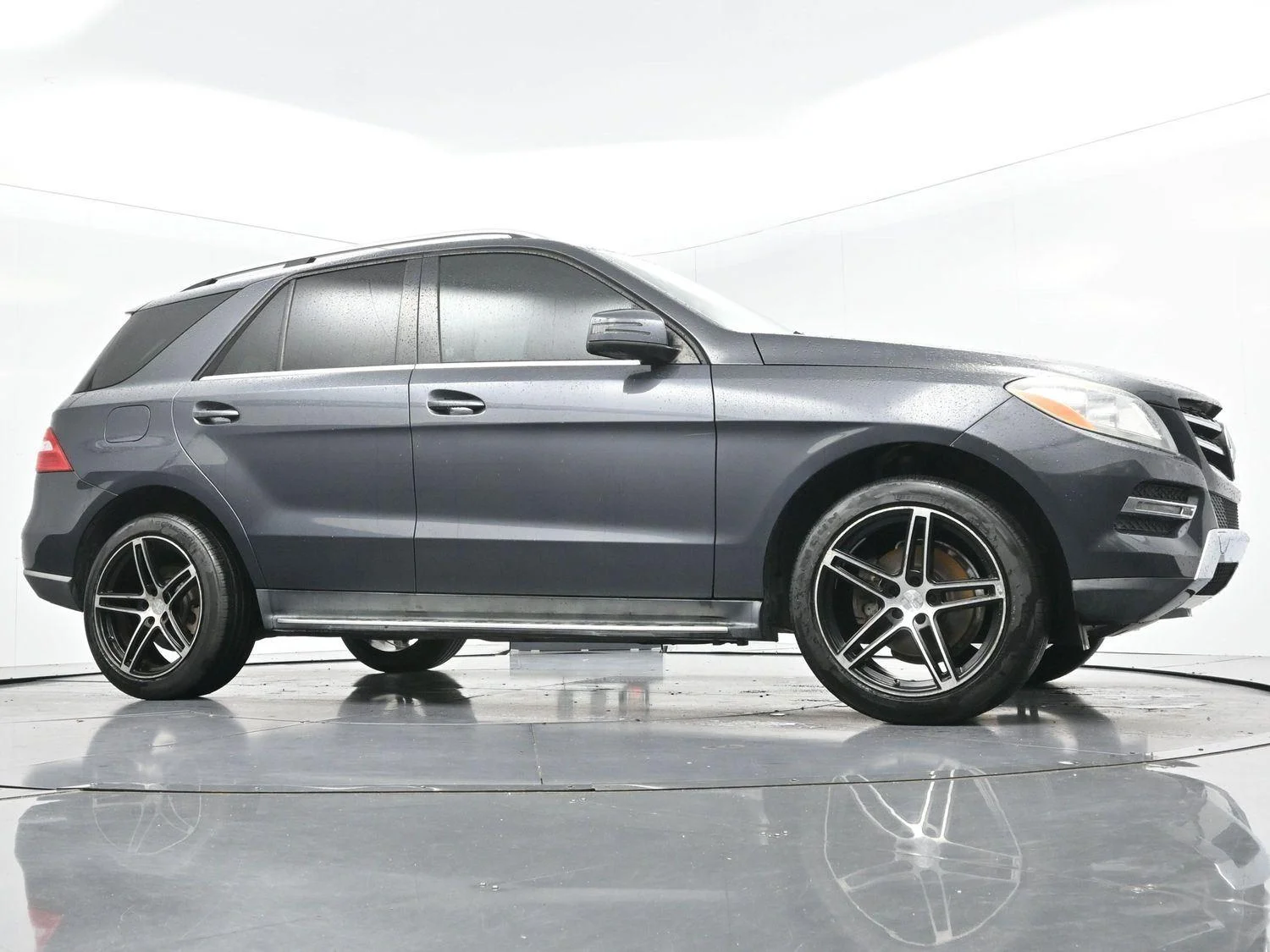 Used 2014 Steel Gray Metallic Mercedes-Benz ML 350 image 44