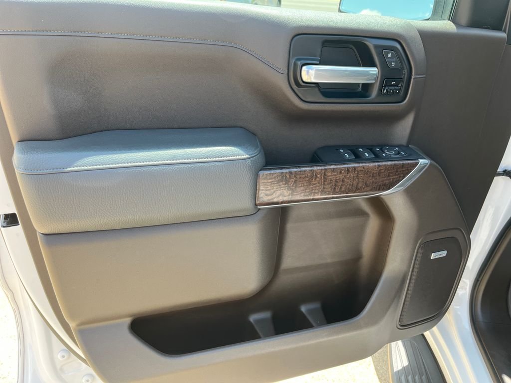 Used 2020 White GMC Denali image 12