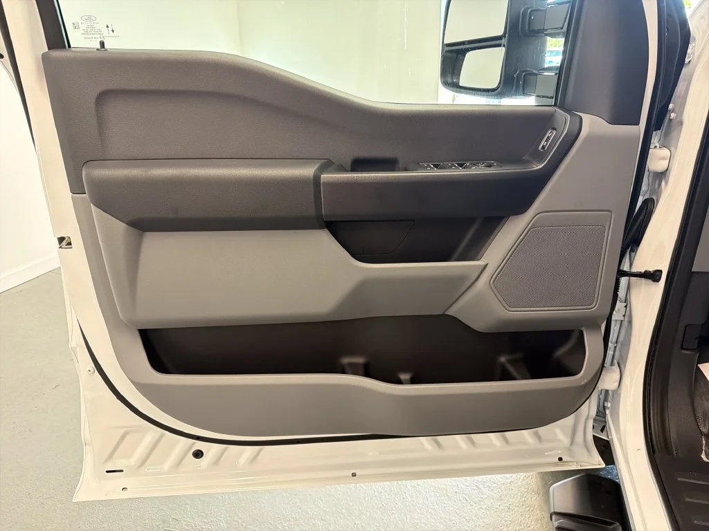 New 2026 Oxford White Ford F-350® XL image 12