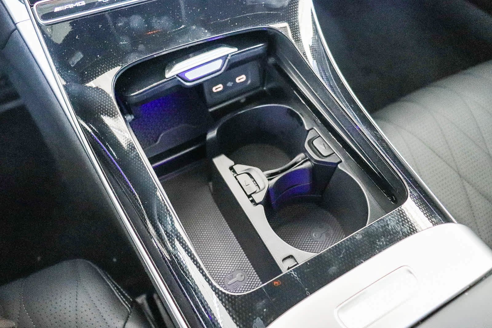 New 2027 MANUFAKTUR exclusive graphite grey magno Mercedes-Benz AMG® CLE 53 image 27