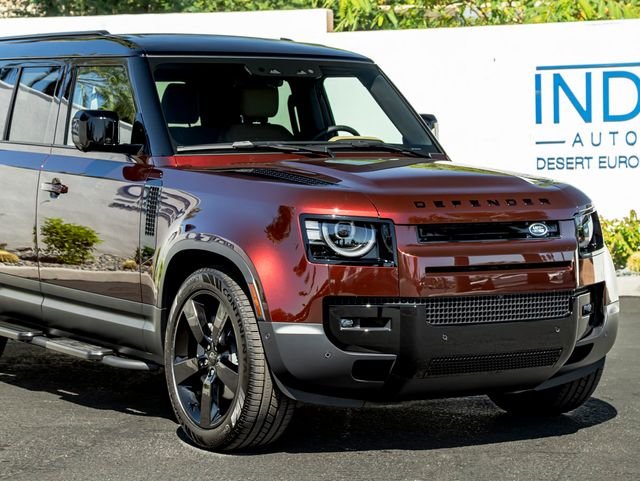 New 2026 Sedona Red Land Rover S image 5