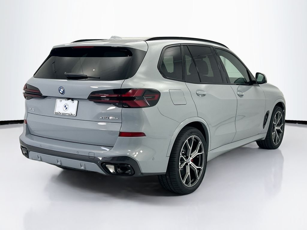 New 2026 Gray Metallic BMW xDrive50e image 5