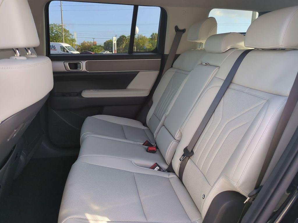 New 2026 Black Hyundai SEL image 17